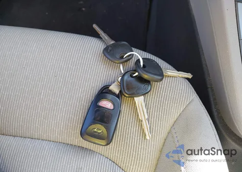 2017 Hyundai Elantra Se z USA, uszkodzony, nr VIN KMHD84LF3HU151111